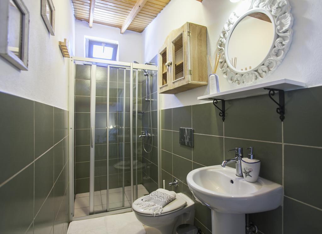 Kalinda Hotel - Adult Only Bozcaada Habitación foto